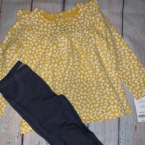 Carter’s 2piece set  2T yellow flowered